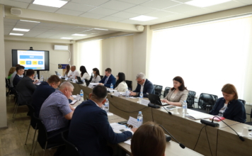 Consolidarea cooperării intersectoriale pentru protecția copiilor victime ale violenței, discutată în cadrul ședinței Comitetului de Coordonare Barnahus, găzduită pe 27 mai 2026 de Ministerul Muncii și Protecției Sociale